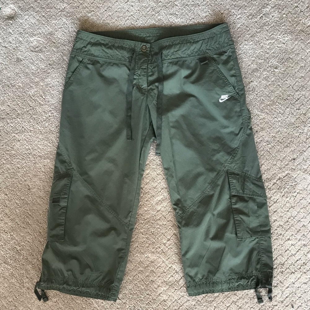 Nike Capri outdoor pant size M